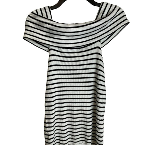 JW Style Womens Black and White Stripe Sleeveless Off Shoulder Knit Top Size XL - Picture 2 of 7